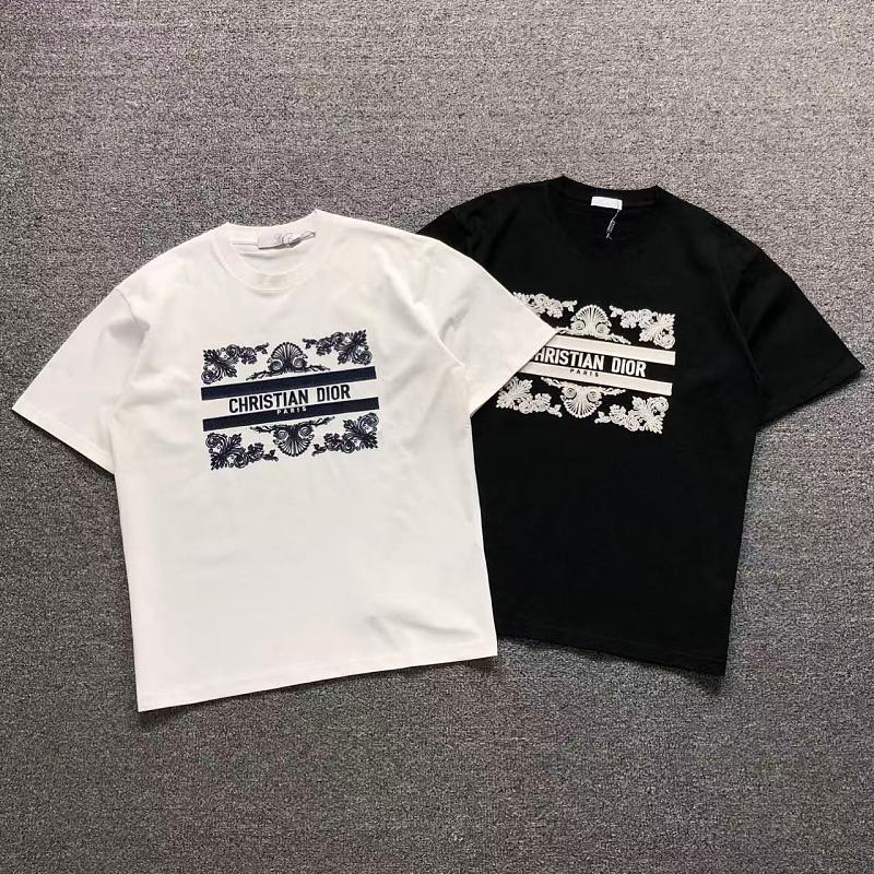 DIOR T-SHIRT 12650420（im 170cm 60kg i wear size M in the phot）