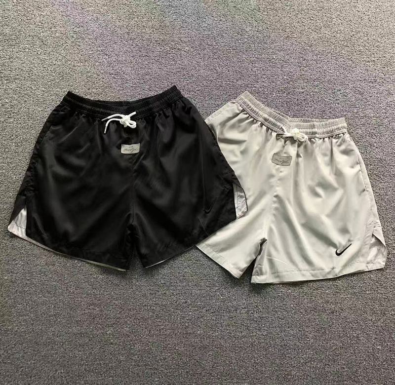 NIKE FOG SHORTS 11061025119（im 170cm 60kg i wear size M in the phot）