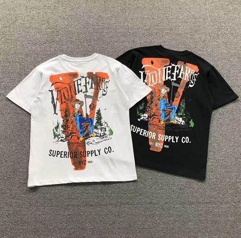 VLONE T-SHIRT 504148791（im 170cm 60kg i wear size S in the phot）