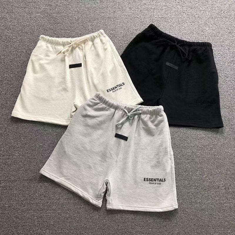 FOG SHORTS 412131177（im 170cm 60kg i wear size M in the phot）