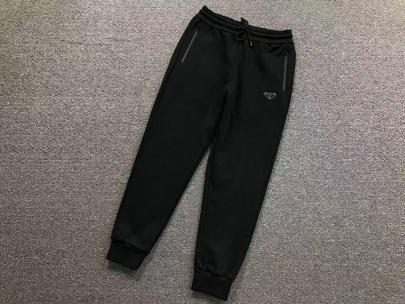 PRADA TROUSERS 502253117 （im 170cm 55kg i wear size XS in the phot）