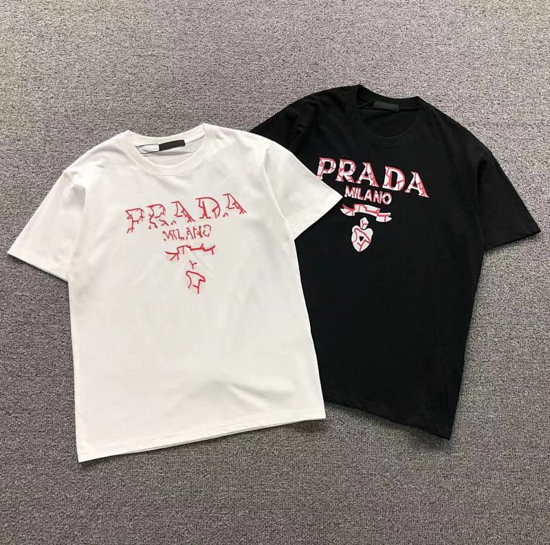 PRADA T-SHIRT 2111052201（im 170cm 60kg i wear size L in the phot）