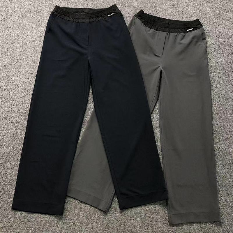 MIU MIU TROUSERS 2201190304（im 170cm 60kg i wear size 38 in the phot）