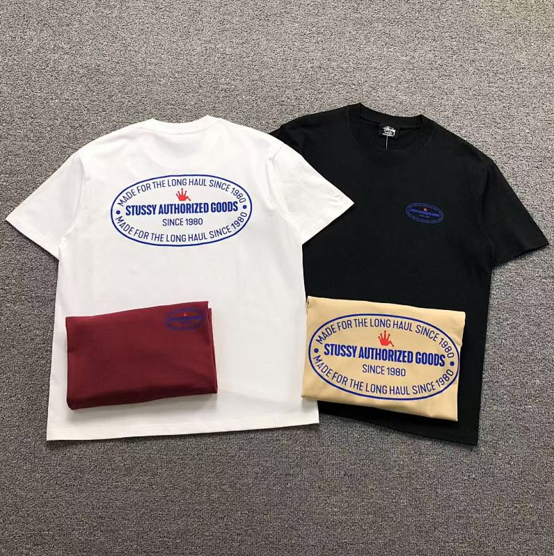 STUSSY T-SHIRT 1112160202（im 170cm 60kg i wear size M in the phot）