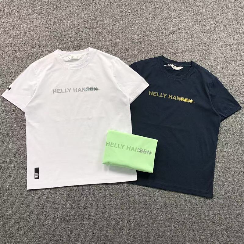 HELLY HANSEN T-SHIRT 2122101001（im 170cm 57kg i wear size M in the phot）