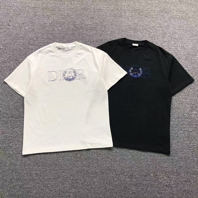 DIOR T-SHIRT 4104071821（im 170cm 60kg i wear size M in the phot）