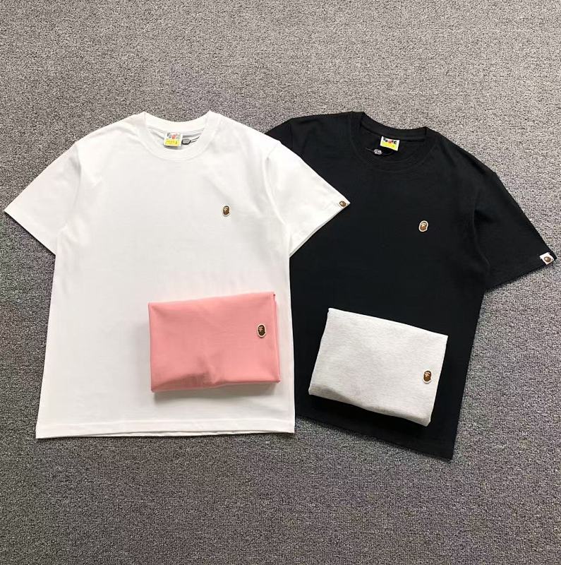 BAPE T-SHIRT 4050120698（im 170cm 60kg i wear size S in the phot）