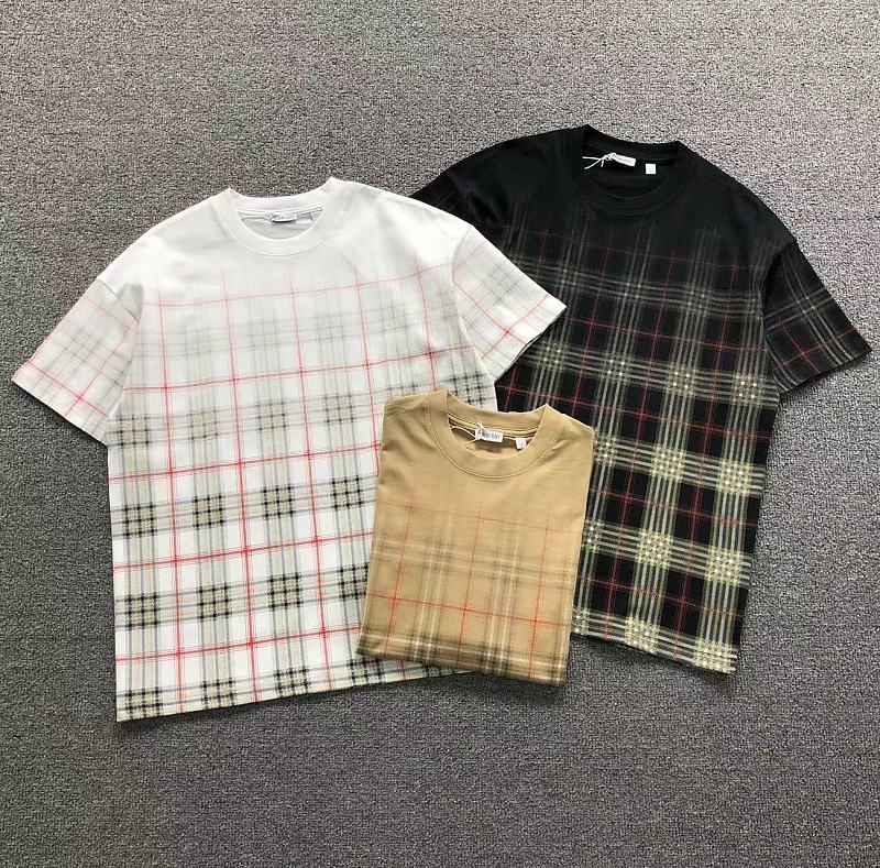 BURBERRY T-SHIRT 3206010221（im 170cm 60kg i wear size S in the phot）