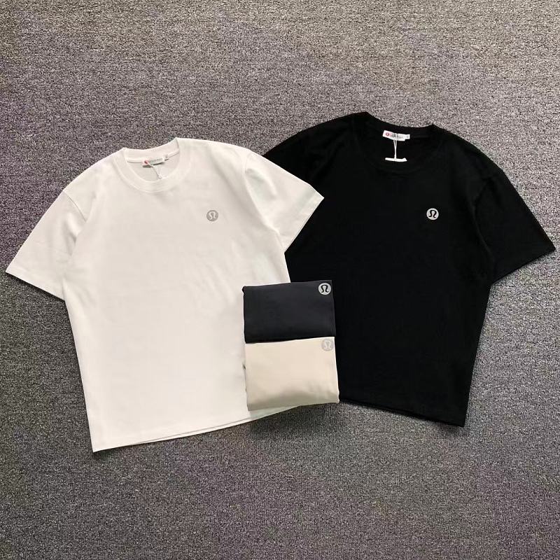 LULULEMON T-SHIRT 4204231601（im 170cm 60kg i wear size M in the phot）