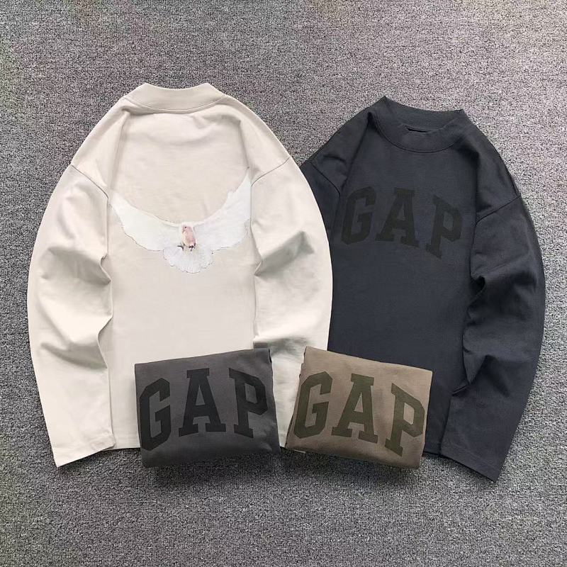 YEEZY GAP LONG SLEEVED 41061206120（im 170cm 60kg i wear size S in the phot）