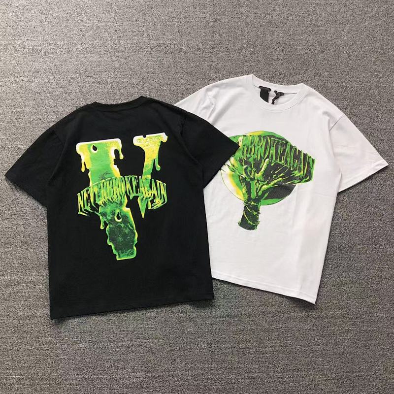VLONE T-SHIRT 504144191（im 170cm 60kg i wear size S in the phot）