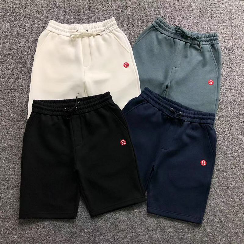 LULULEMON SHORTS 413210630 （im 170cm 60kg i wear size L in the phot）