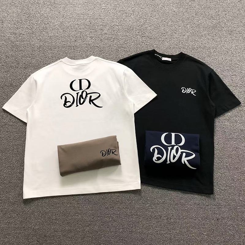 DIOR T-SHIRT 5251221147（im 170cm 60kg i wear size M in the phot）