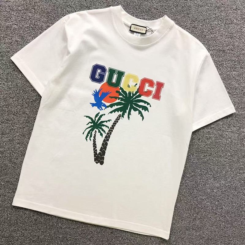 GUCCI T-SHIRT 215222615（ im 170cm 60kg i wear size M in the phot）