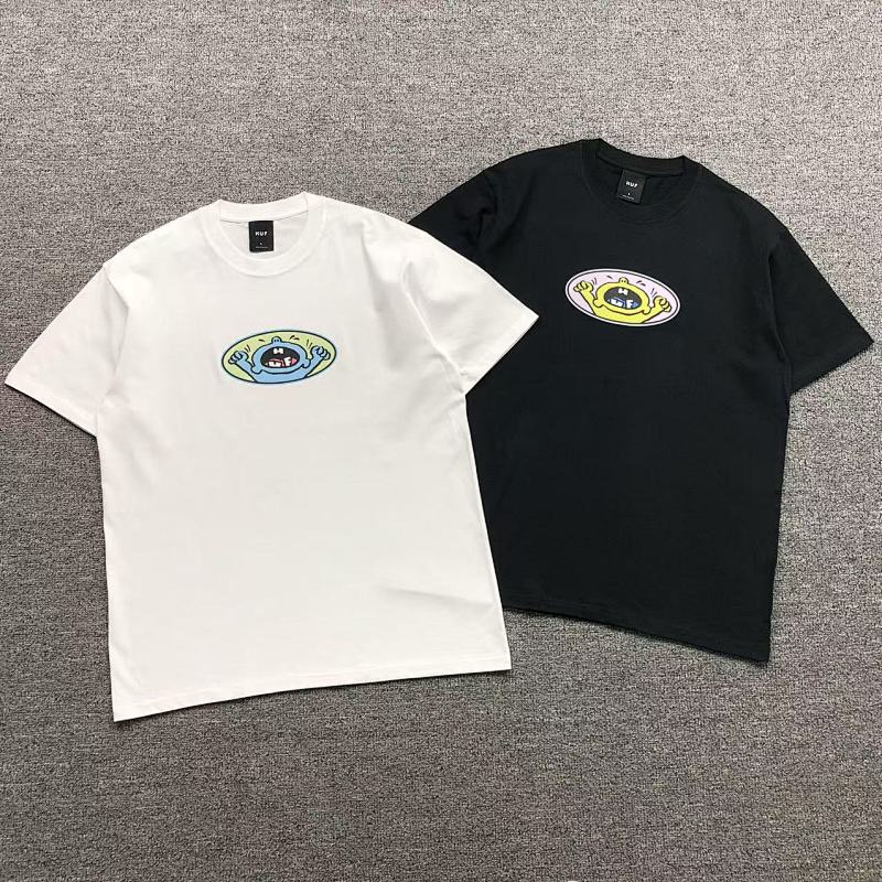HUF T-SHIRT 4104211502（im 170cm 60kg i wear size L in the phot）