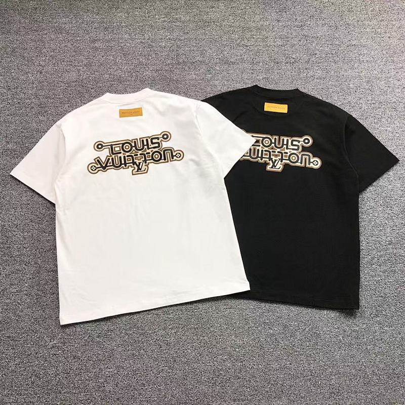 LV T-SHIRT 41081903133（im 170cm 60kg i wear size XL in the phot）