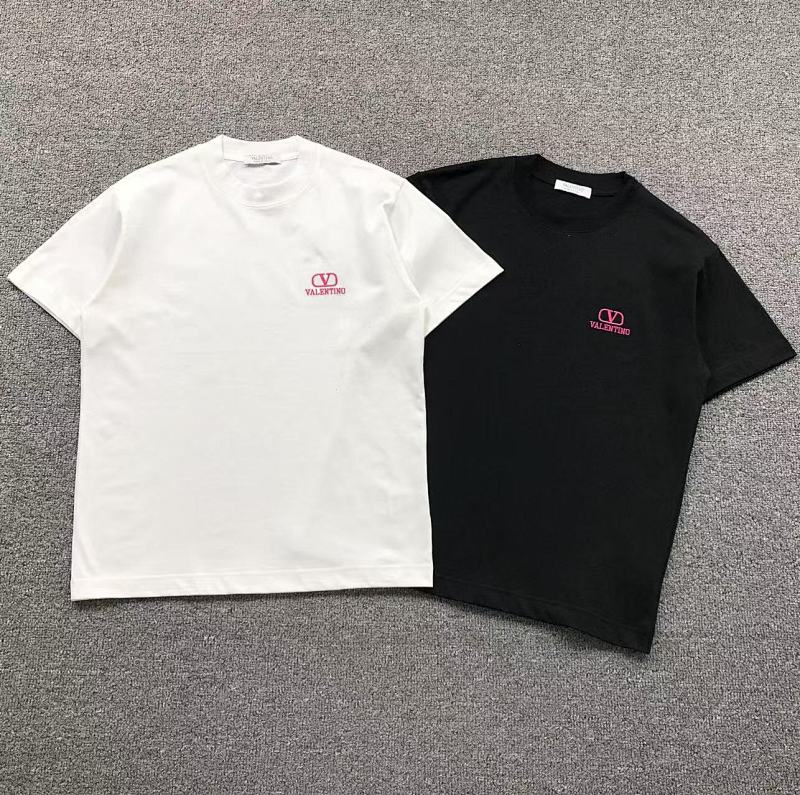VALENTINO T-SHIRT 502172481（im 170cm 57kg i wear size S in the phot）