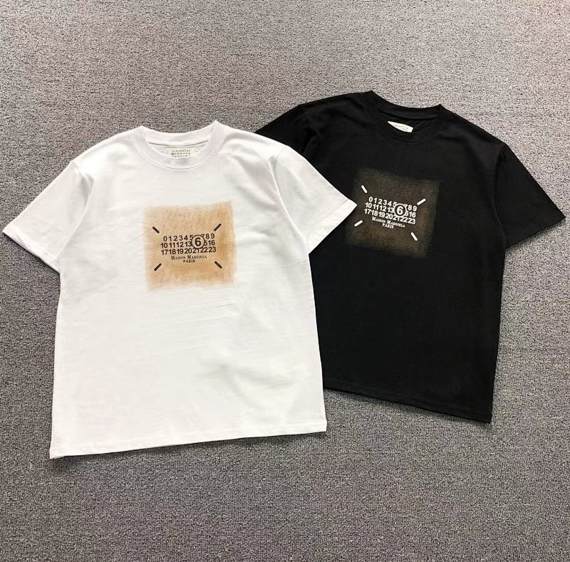 MAISON MARGIELA T-SHIRT 4107052586（im 170cm 60kg i wear size 46 in the phot）
