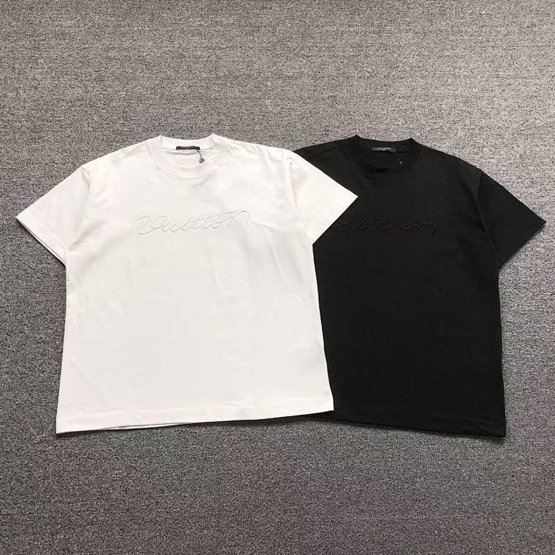 LV T-SHIRT 4123109133（im 170cm 60kg i wear size 2XL in the phot）