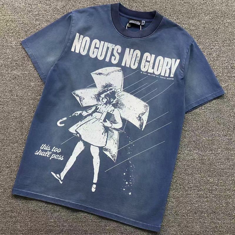 HELLSTAR T-SHIRT 3204226072（im 170cm 60kg i wear size M in the phot）