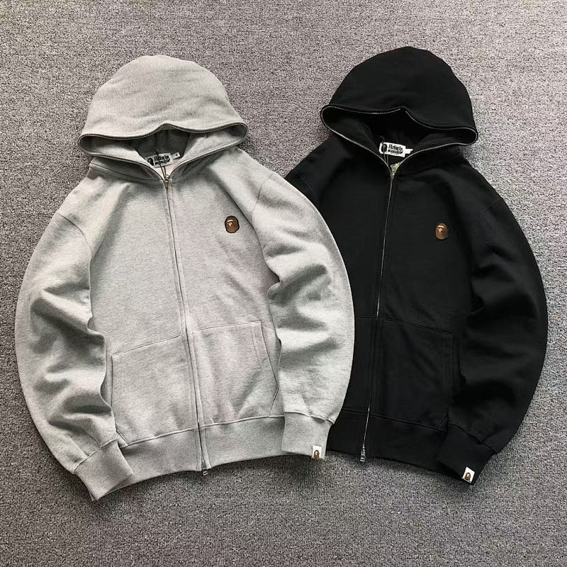 BAPE HOODIE 3108261611（im 170cm 60kg i wear size M in the phot）