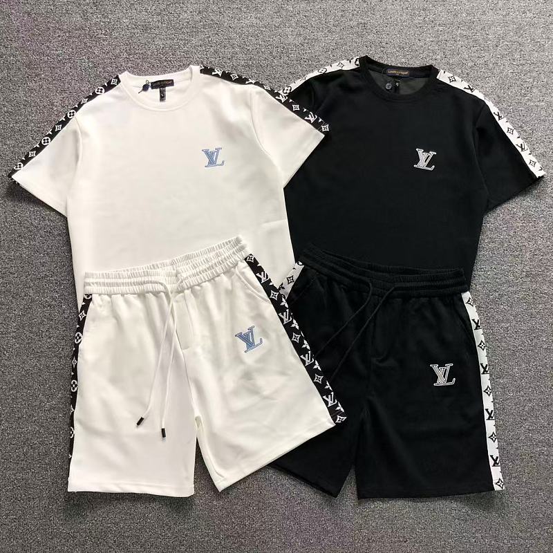 LV T-SHIRT SHORTS 5251110147（im 170cm 60kg i wear size L in the phot）