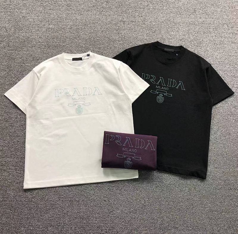 PRADA T-SHIRT 510102581（im 170cm 60kg i wear size L in the phot）