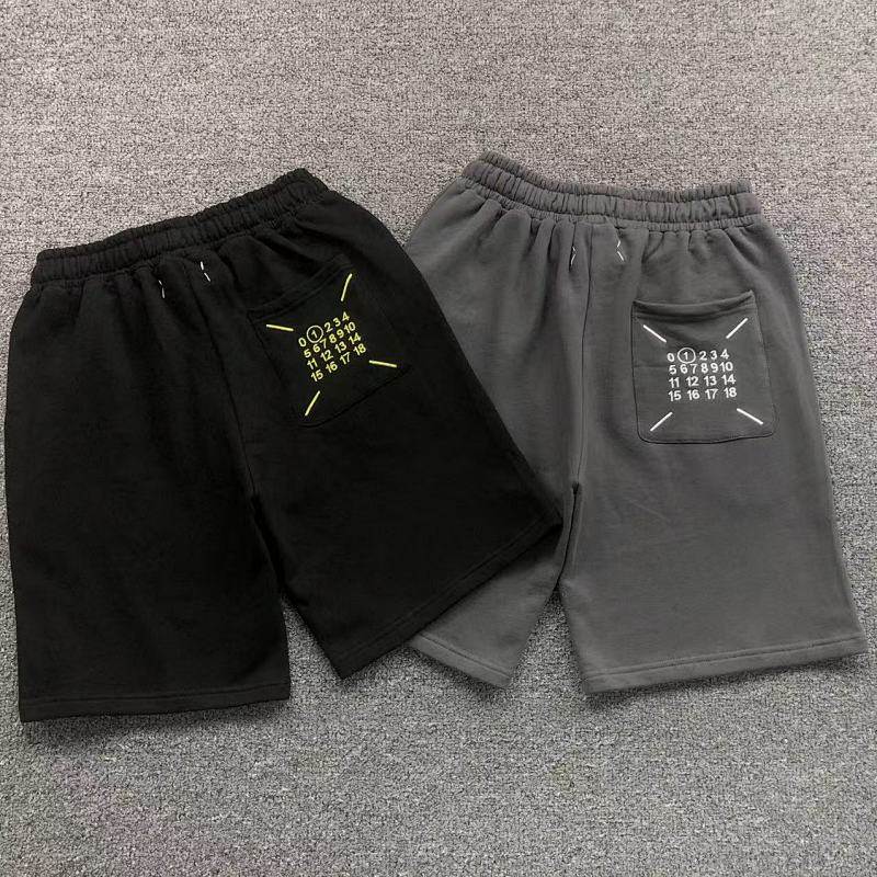 MAISON MARGIELA SHORTS 4107071686（im 170cm 60kg i wear size 46 in the phot）