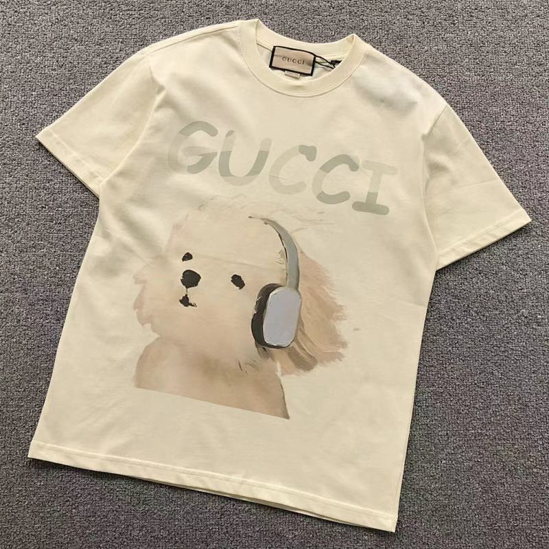 GUCCI T-SHIRT 5042655101（im 170cm 60kg i wear size S in the phot）