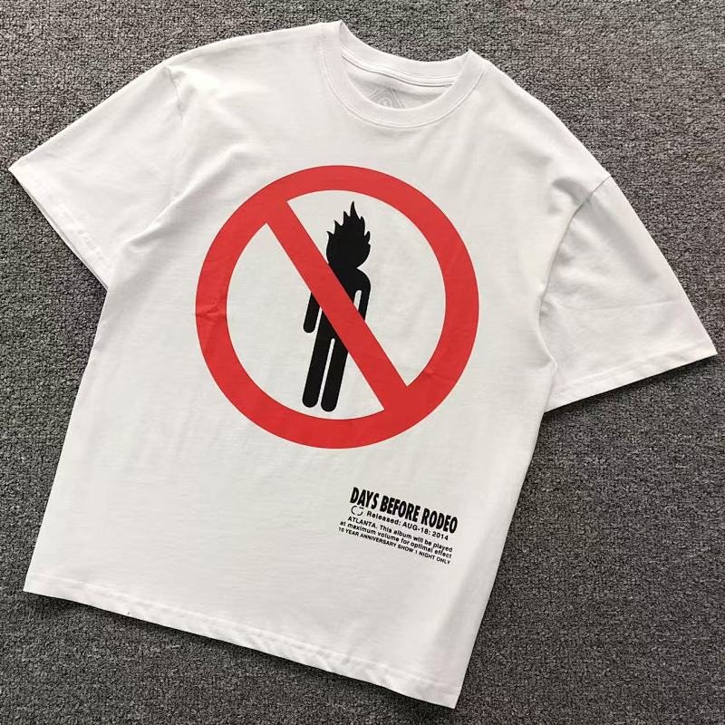 TRAVIS SCOTT T-SHIRT 505213091（im 170cm 60kg i wear size S in the phot）