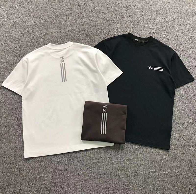 Y-3 T-SHIRT 5212409147（im 170cm 60kg i wear size M in the phot）