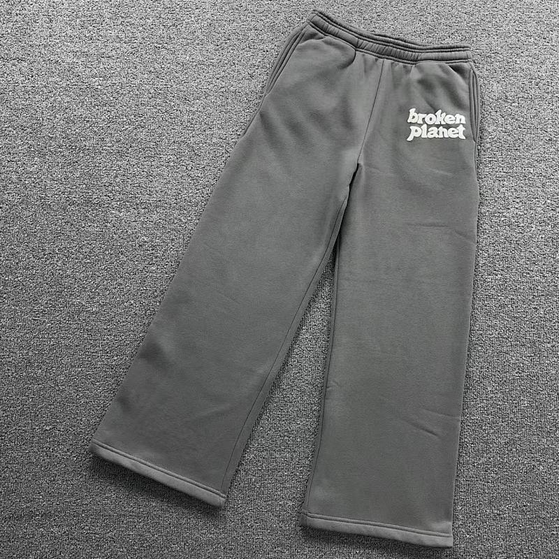 BROKEN PLANET TROUSERS 56121191（im 170cm 60kg i wear size S in the phot）