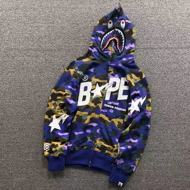 BAPE HOODIE 52070722158（im 170cm 60kg i wear size M in the phot）