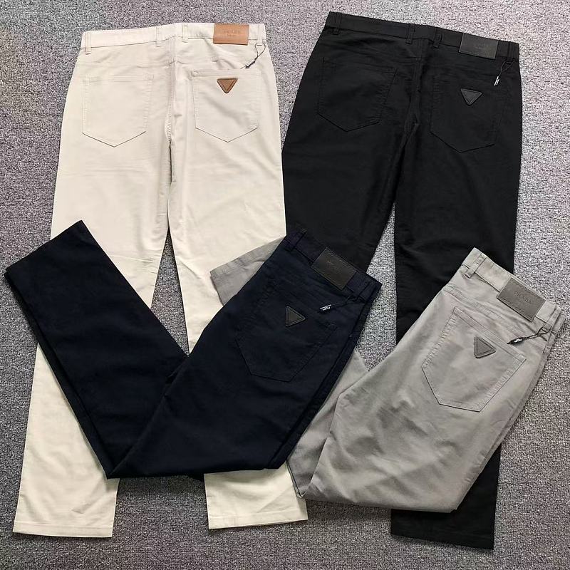 PRADA TROUSERS 2204252105（im 170cm 60kg i wear size 34 in the phot）
