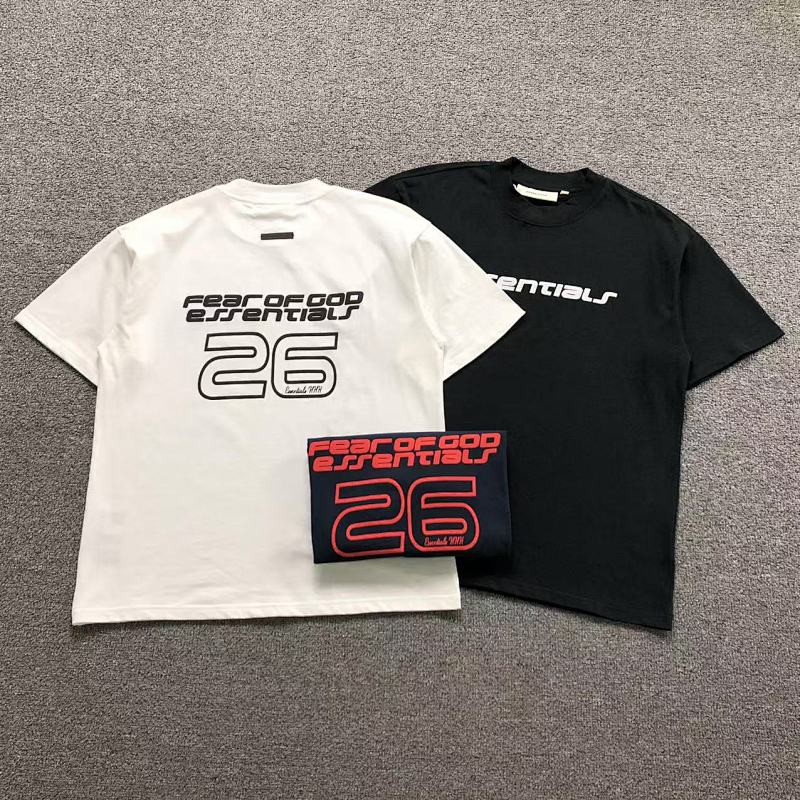FOG T-SHIRT 3204040617（im 170cm 60kg i wear size S in the phot）