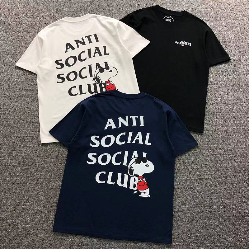 ANTI SOCIAL SOCIAL CLUB T-SHIRT 3206211402（im 170cm 60kg i wear size M in the phot）