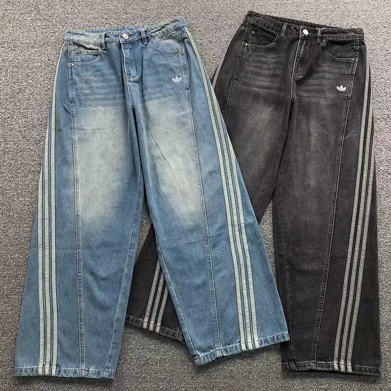 ADIDAS TROUSERS 42051510156（im 170cm 60kg i wear size S in the phot）