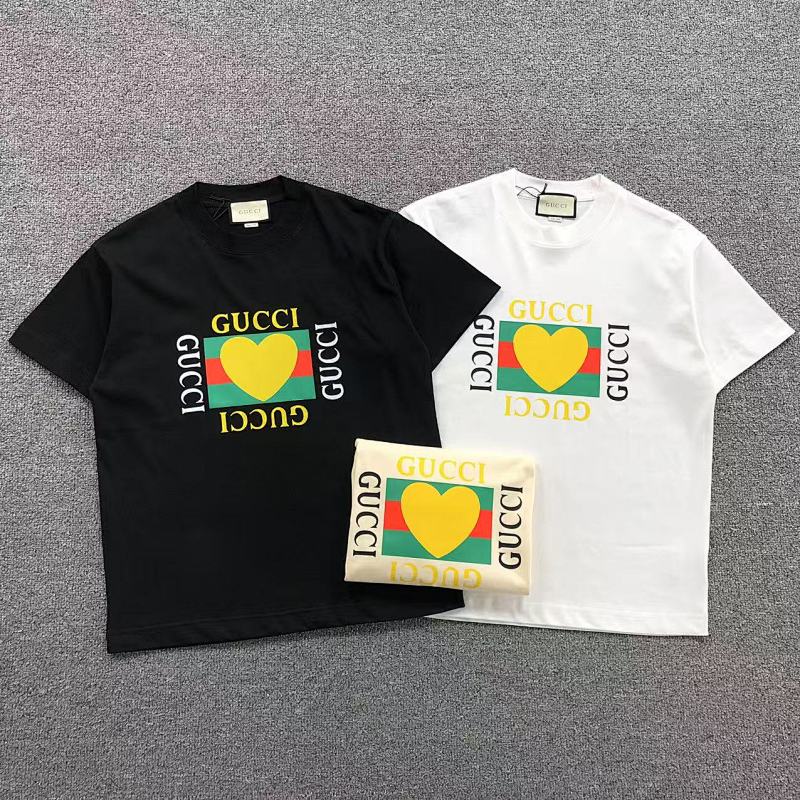 GUCCI T-SHIRT 502171581（im 170cm 57kg i wear size S in the phot）