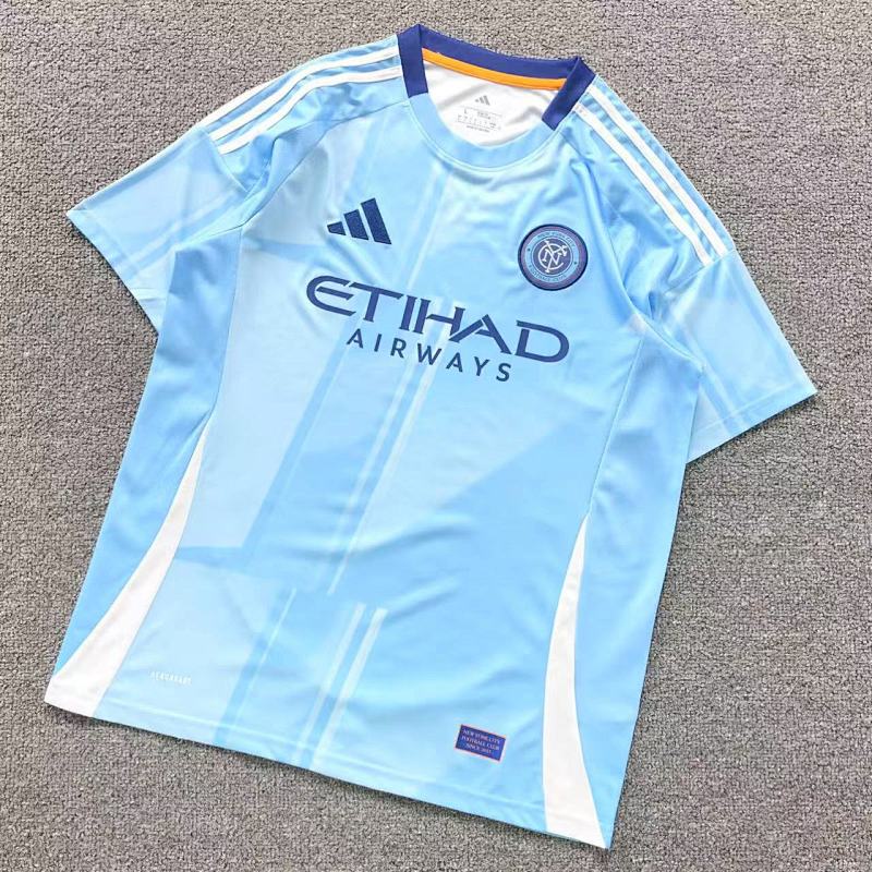 FOOTBALL T-SHIRT 31042805002（im 170cm 60kg i wear size L in the phot）