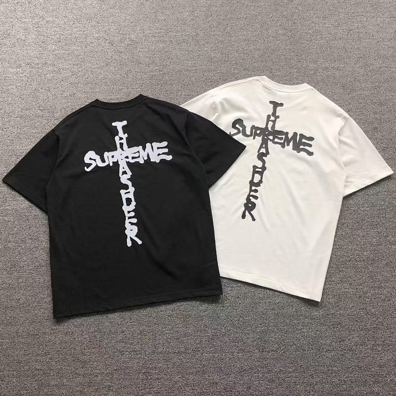 SUPREME T-SHIRT 41040641421（im 170cm 60kg i wear size M in the phot）