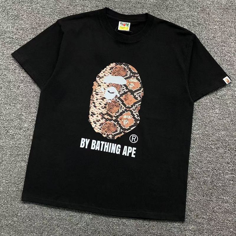 BAPE T-SHIRT 3104181331（im 170cm 60kg i wear size L in the phot）