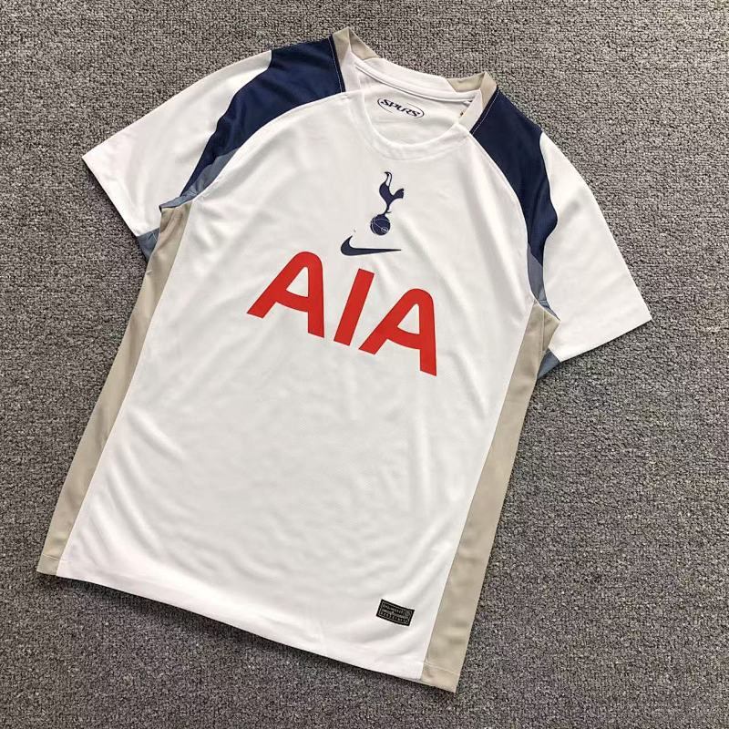 FOOTBALL T-SHIRT 2132217002（im 170cm 60kg i wear size M in the phot）