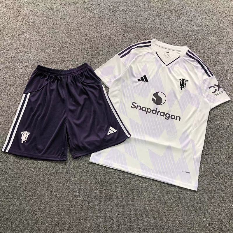 FOOTBALL SHORTS T-SHIRT 11082725002（im 170cm 60kg i wear size L in the phot）
