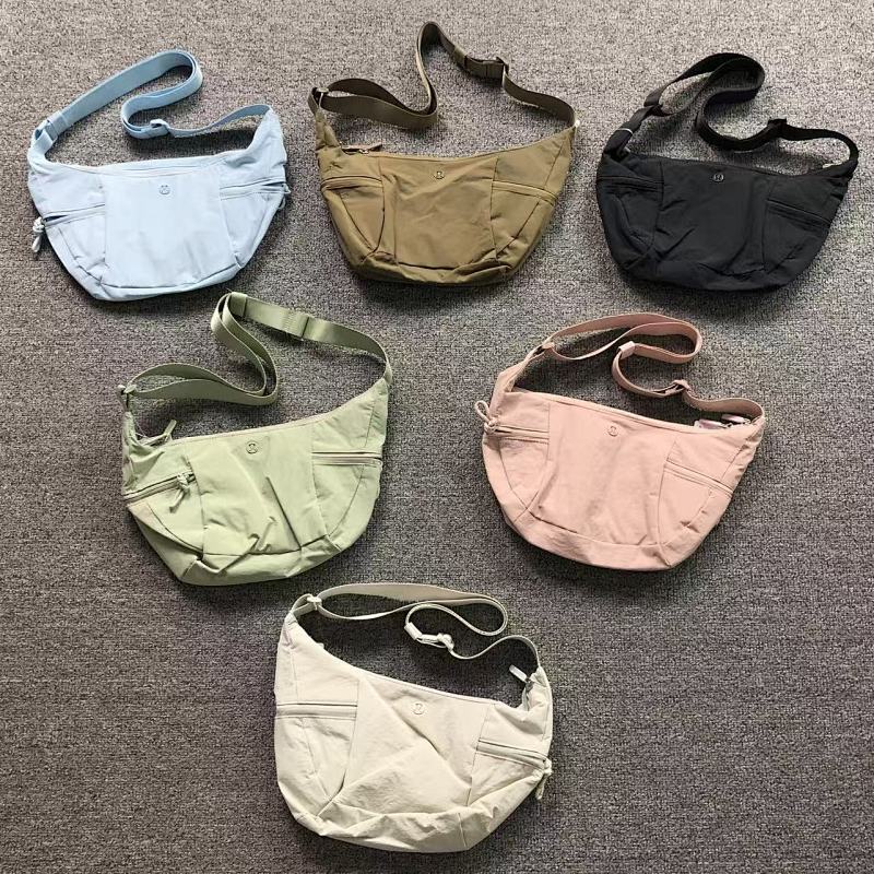 LULULEMON BAG 412170213 ( 长34CM*宽5CM*高20CM)