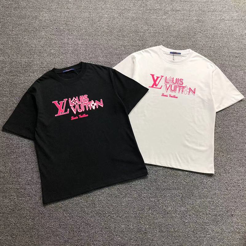 LV T-SHIRT 213031121（im 170cm 55kg i wear size XS in the phot）