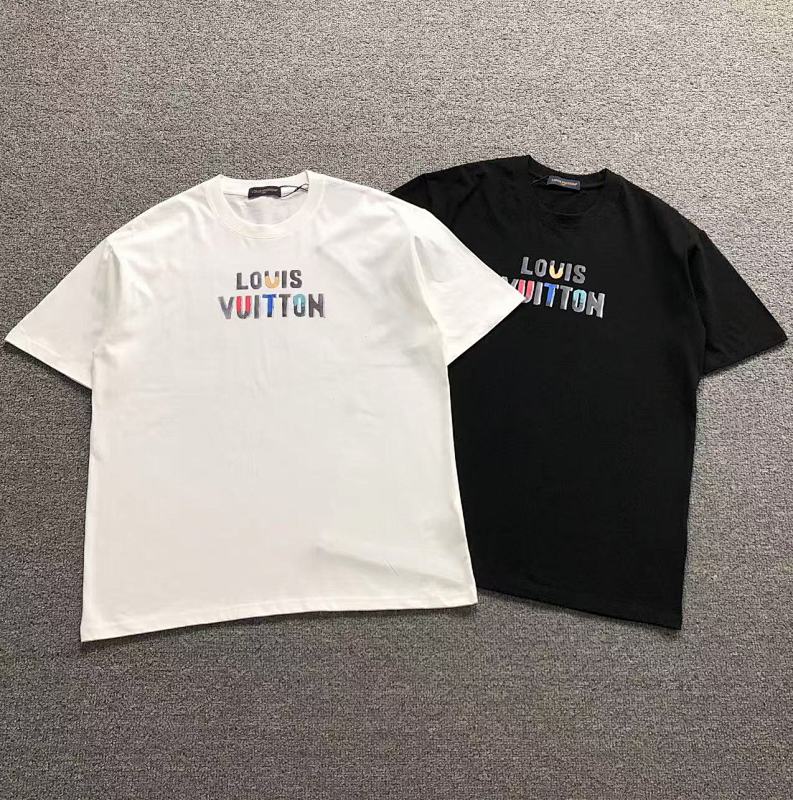 LV T-SHIRT 2111053101（im 170cm 60kg i wear size L in the phot）