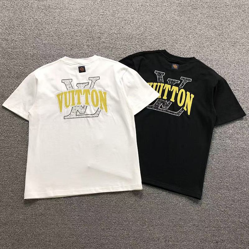 LV T-SHIRT 124706104（im 170cm 60kg i wear size S in the phot）