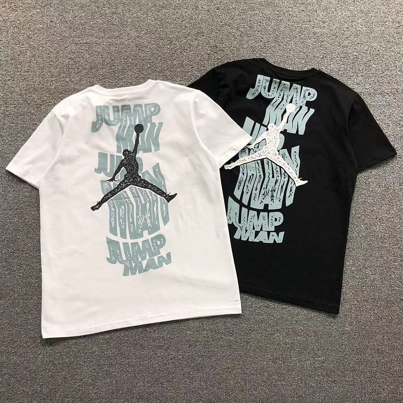 AIR JORDAN T-SHIRT 124181457（im 170cm 60kg i wear size M in the phot）