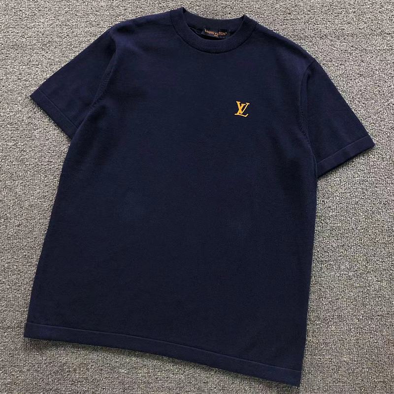 LV T-SHIRT 3208125021（im 170cm 60kg i wear size S in the phot）