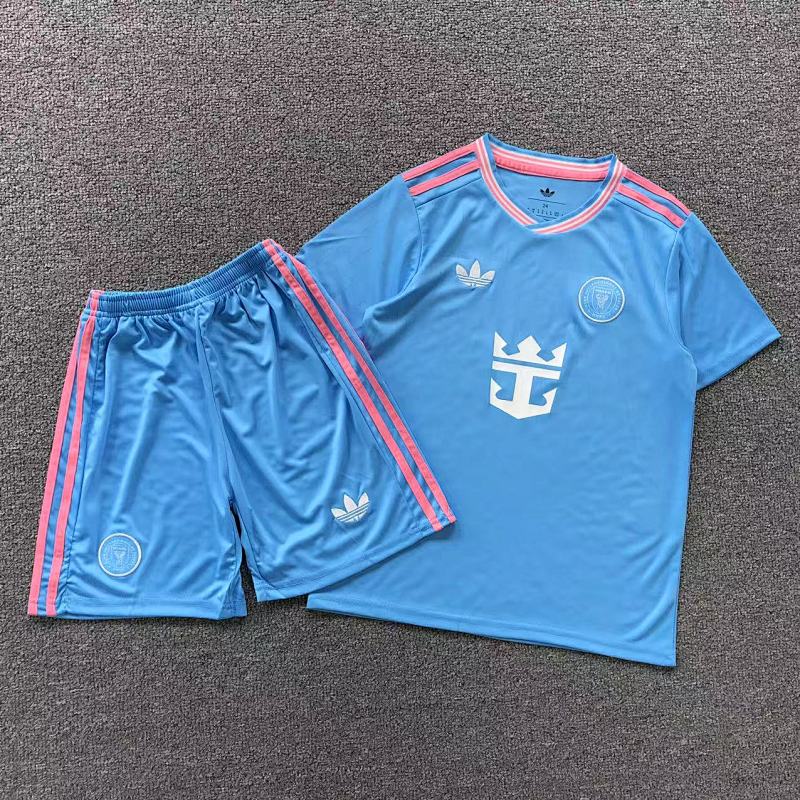 FOOTBALL T-SHIRT SHORTS 2140315002